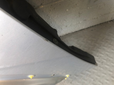 Discovery 4 Wing Near Side Front Zermatt Silver Land Rover 2009 to 2016 L10076