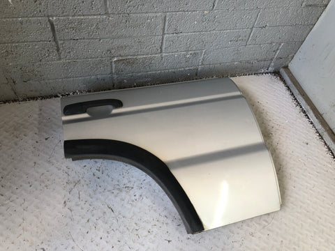 Discovery 2 Door Off Side Rear Zambesi Silver Land Rover 1998 to 2004 L14106