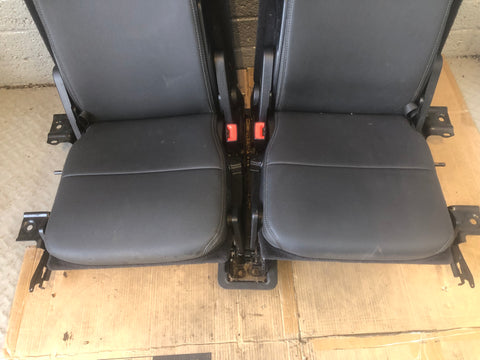 Discovery 4 Seats Rear 3rd Third Row in Black Land Rover 2009 to 2016 L10076