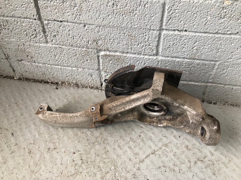 Range Rover Sport Hub Assembly Near Side Front L494 ABS Sensor L14096