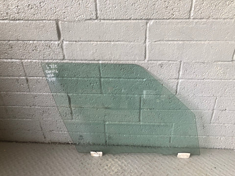 Range Rover L322 Window Glass Double Glazed Off Side Front 2006 to 2012 D01076