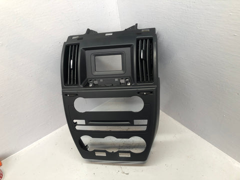 Freelander 2 Centre Dashboard Vent Panel Facelift Land Rover 2011 to 2014 D02106