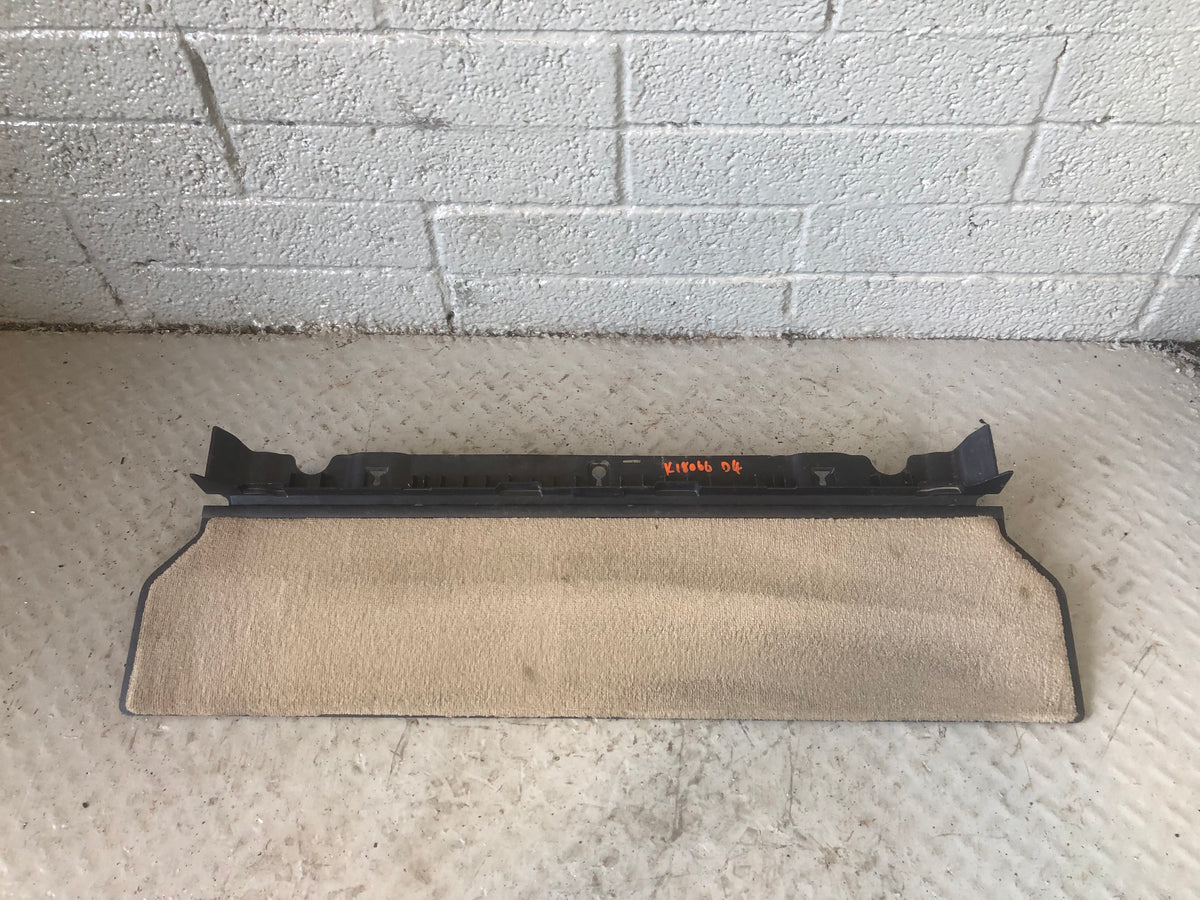 Discovery 4 Tailgate Cover Threshold in Almond Land Rover EBZ500011 2009 to 2016