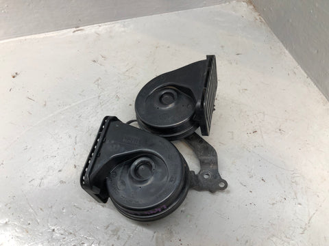 Range Rover Sport Horns Pair Of Two Tone L494 2014 to 2022