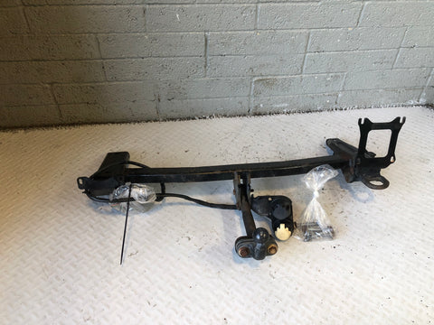 Freelander 2 Tow Bar with Tow Ball Land Rover 2006 to 2014 D02106