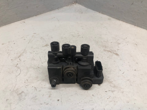 Range Rover L405 Air Suspension Front Crossover Valve CPLA-5B710-AB 2013 to 2017
