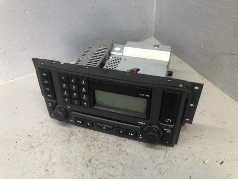 Discovery 3 Radio With CD Player Land Rover VUX500490 2004 to 2009 J12086