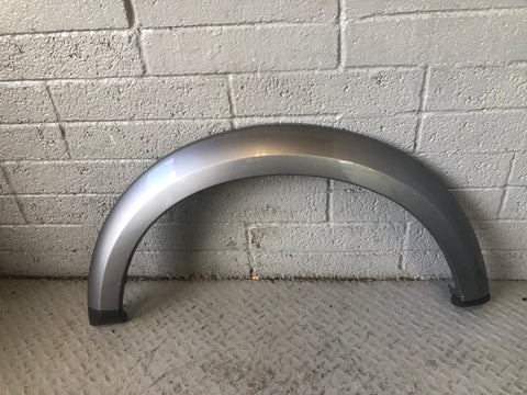 Discovery 4 Wheel Arch Trim Front Off Side Orkney Grey Land Rover D03086