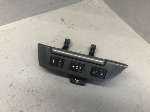 Range Rover Sport Steering Wheel Cruise Controls XPD500611WVH 2005 to 2009