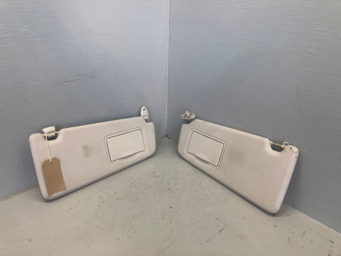 Freelander 2 Sun Visors with Mirrors Front Pair Land Rover 2006 to 2011 J07076
