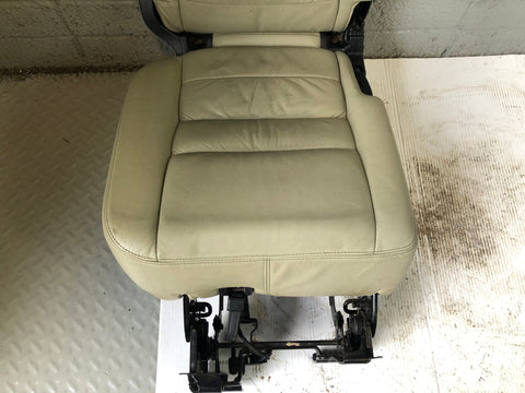 Discovery 4 Seats Rear 2nd Second Row in Almond Land Rover 2009 to 2016 J26086