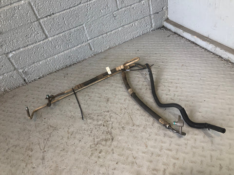 Discovery 4 Power Steering Pipes PAS 3.0 TDV6 Land Rover 2009 to 2016 J18066
