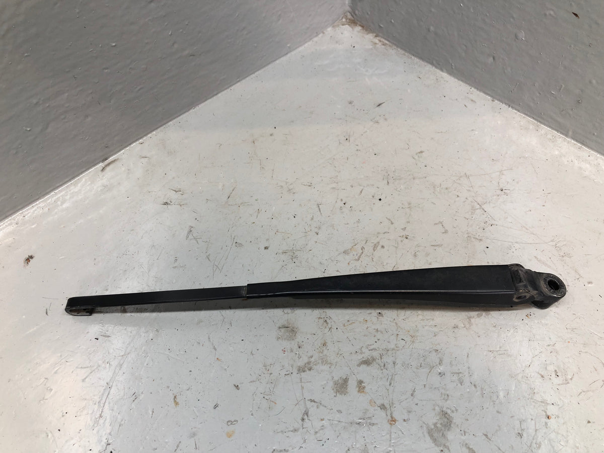 Range Rover Sport Wiper Arm Rear Tailgate L494 2014 to 2022