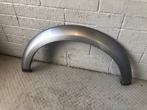 Discovery 4 Wheel Arch Trim Front Off Side Orkney Grey Land Rover D03086