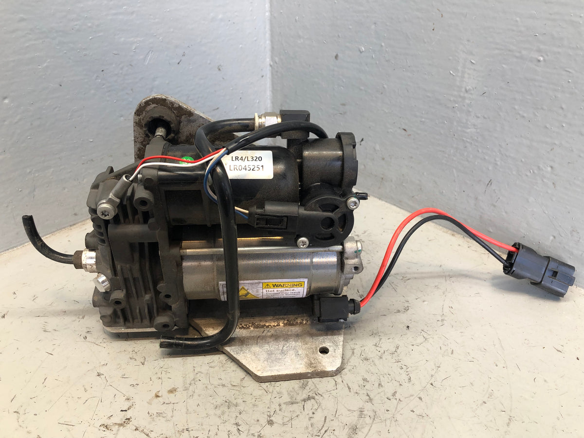 Air Suspension Compressor AMK Style Discovery 3 4 Range Rover Sport D23096
