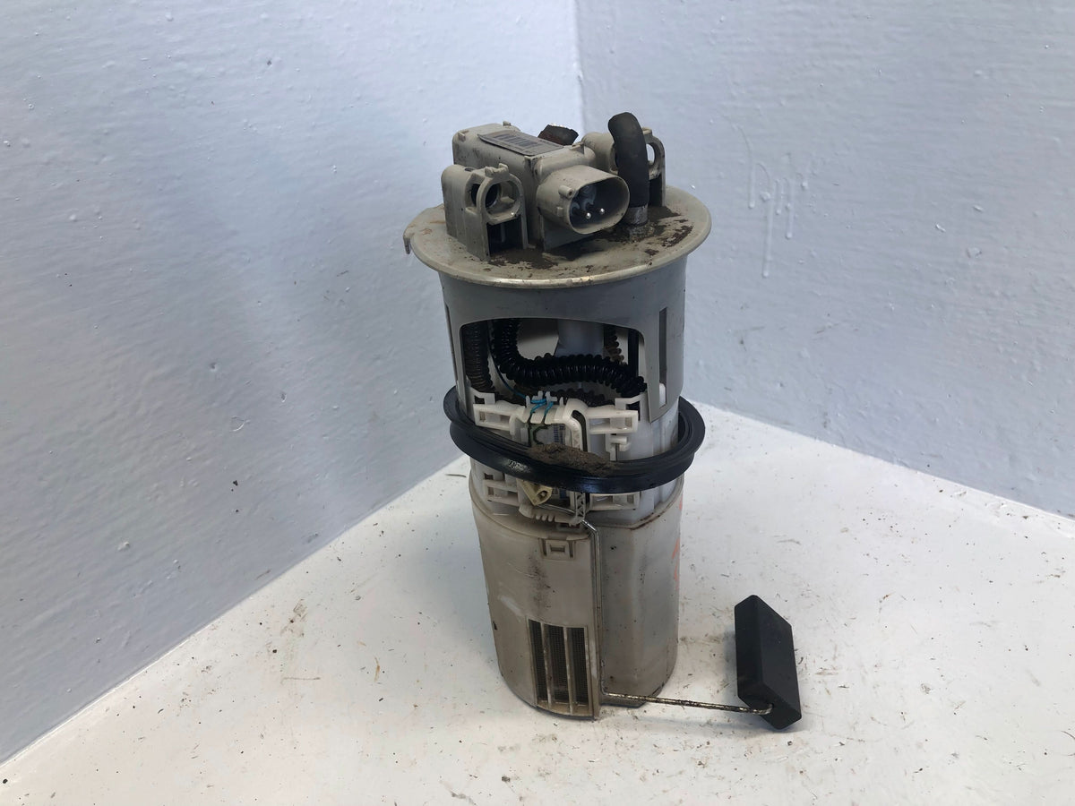 Freelander 1 Fuel Pump In Tank 2.0 TD4 WQB000020 Land Rover 2001 to 2006