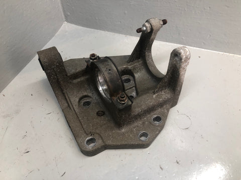 Range Rover Evoque Driveshaft Mount Bracket EJ32 4H470 AD L538 2011 to 2015