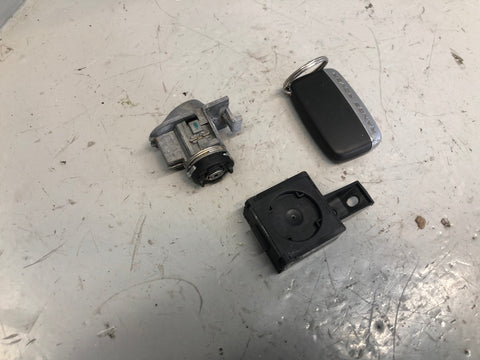 Range Rover L405 Key Set Control Module with Door Lock 2013 to 2017 L15056
