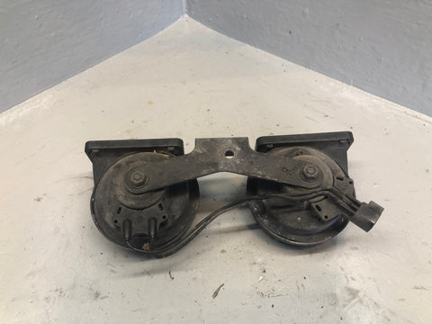 Freelander 2 Horns Pair of Two Tone Land Rover 2012 to 2014