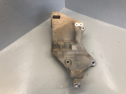 Discovery 4 Alternator Bracket Mount 3.0 TDV6 CPLA-10239-AC Land Rover Gen 2