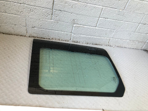 Discovery 3 Window Glass Quarter Near Side Rear Land Rover 2004 to 2009 Clear