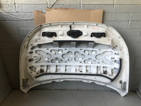 Discovery Sport Bonnet Fuji White L550 Land Rover 2014 to 2019 L15066