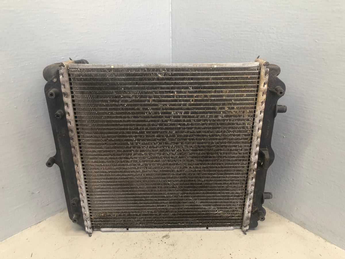 Porsche Boxster 986 Radiator Engine Cooling 996.106.131.51 1999 to 2004