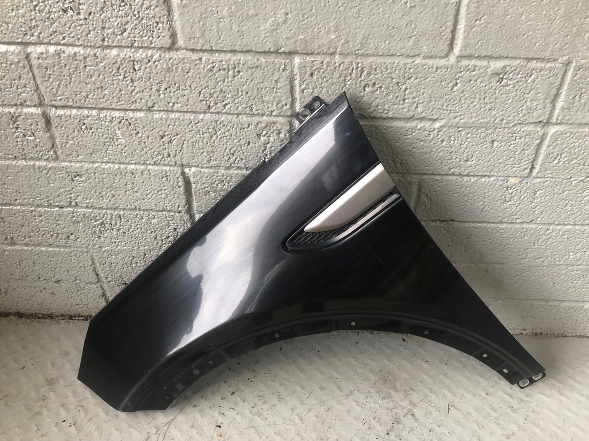 Discovery Sport Front Wing Near Side Front Santorini Black 1AG Land Rover L12086