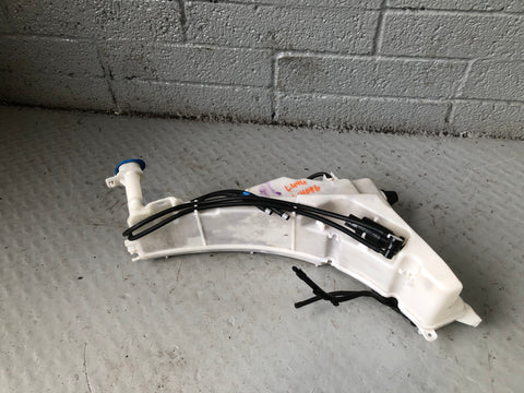 Range Rover Sport Windscreen Washer Fluid Tank Reservoir Pumps L494 CPLA17B613AH