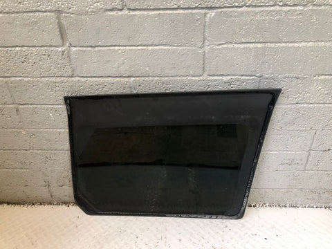 Discovery 3 Window Glass Quarter Near Side Rear Land Rover 2004 to 2009 Tinted