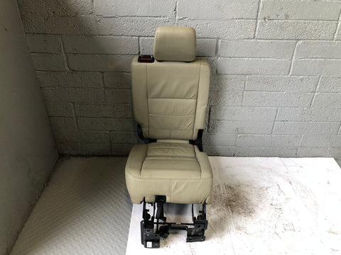 Discovery 4 Seats Rear 2nd Second Row in Almond Land Rover 2009 to 2016 J26086