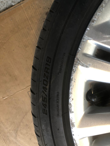 Jaguar XF Alloy Wheels and Tyres 19" x4 245/40ZR19 2008 to 2015 L26066
