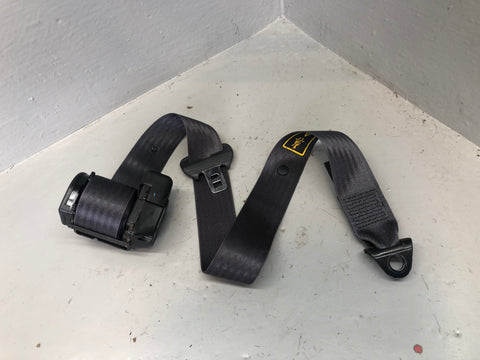 Discovery 2 Seat Belt Centre Rear in Grey Land Rover 1998 to 2004
