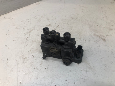 Range Rover L405 Air Suspension Front Crossover Valve CPLA-5B710-AB 2013 to 2017