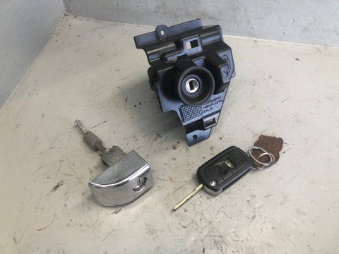 Range Rover L322 Ignition Barrel with Key Lock Set 3.6 TDV8 2006 to 2009 D01076