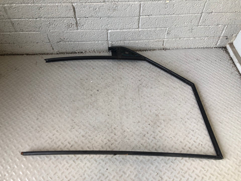 Discovery 2 Door Frame Window Near Side Front Land Rover 1998 to 2004 L20076