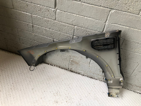 Discovery 3 Wing Off Side Front Stornoway Grey Land Rover 2004 to 2009 L07106