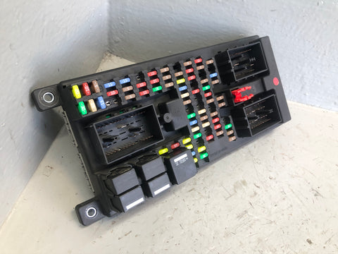 Discovery 4 Fuse Box Body Control Module 3.0 TDV6 AH22-14F041-BF Land Rover