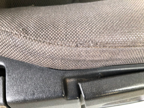 Discovery 3 Front Seats Pair Cloth Grey Manual Land Rover 2004 to 2009 L03096