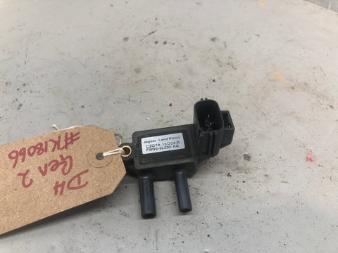 Discovery 4 DPF Pressure Sensor FW93-5L200-AA 3.0 TDV6 Land Rover 2014 to 2016