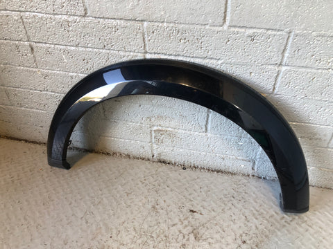Discovery 4 Wheel Arch Trim Front Off Side Sumatra Black Land Rover L319