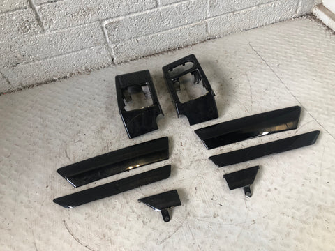 Range Rover L322 8 Piece Trim Dashboard Finisher Kit in Piano Gloss Black L29076