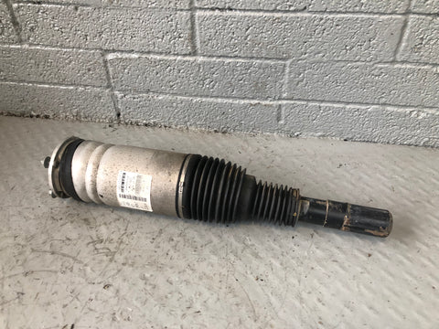 Range Rover L405 Strut Air Suspension Shock Absorber Near Side Front 22277022