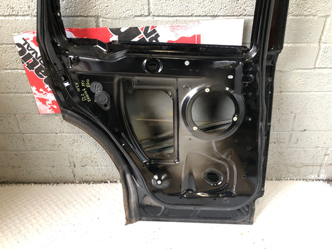Freelander 2 Door Near Side Rear Santorini Black Land Rover 2006 to 2014 D02106