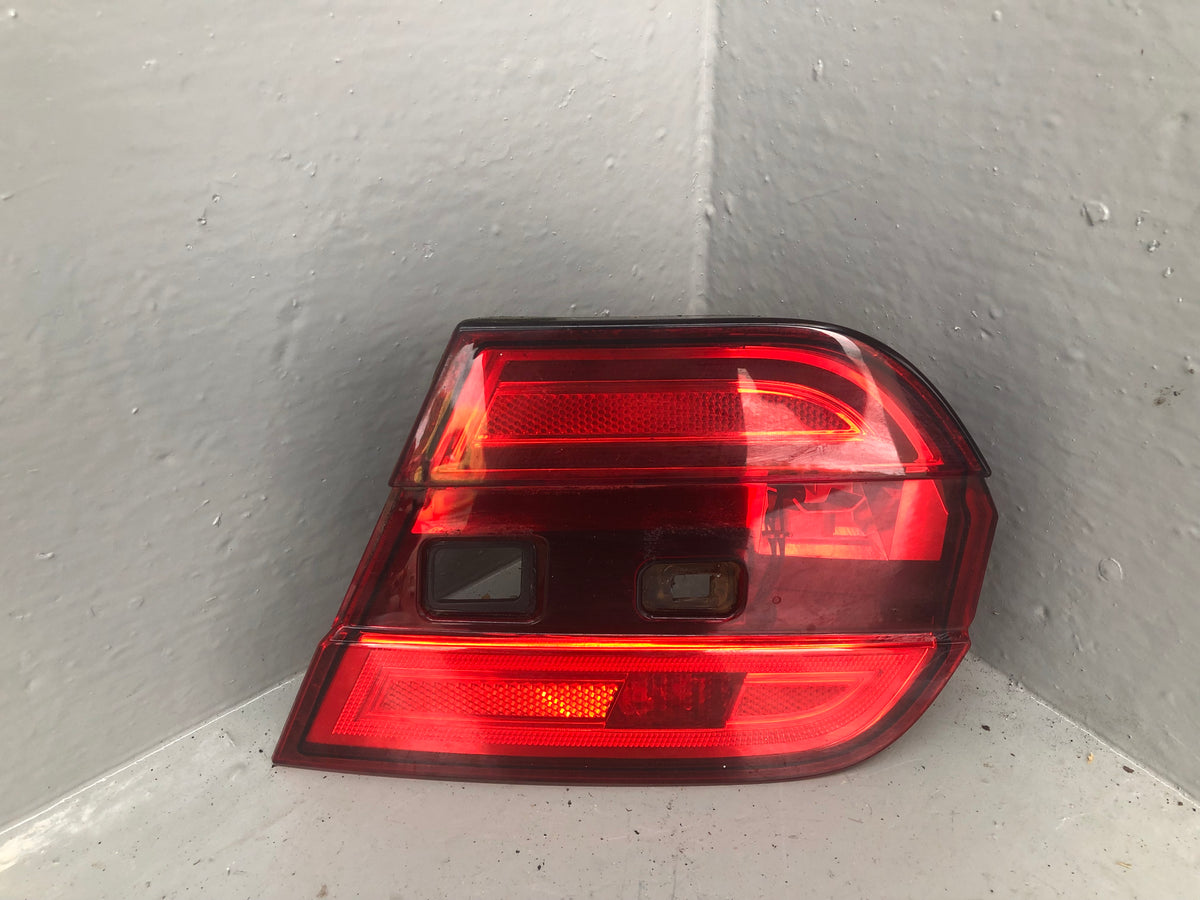 Jaguar XF Rear Inner Light Off Side X250 CX23 15K272 AA 2011 to 2015