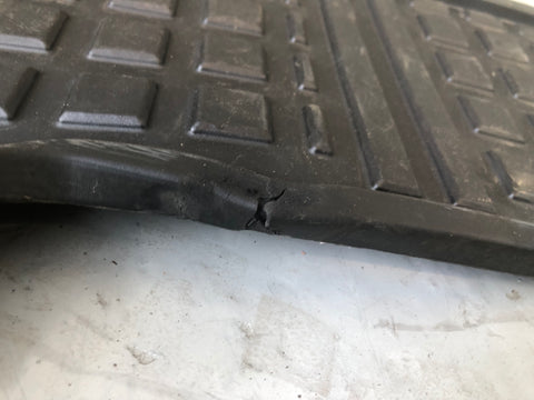 Discovery 3 4 Floor Mat Rear 3rd Row Rubber Heavy Duty Land Rover K02066