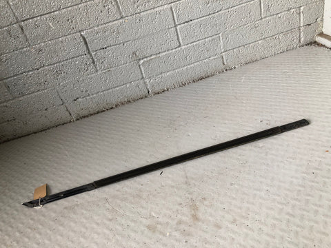 Range Rover Sport Window Weather Strip External Near Side Front Black L494