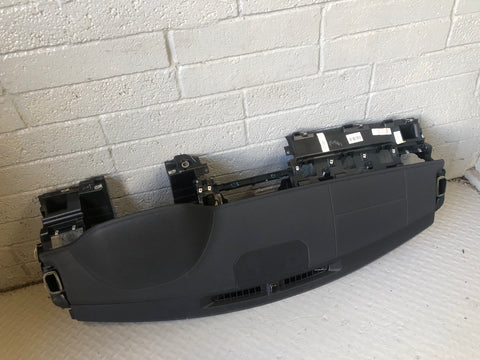 Range Rover Evoque Dashboard with Passenger Airbag Black 2011 to 2014 L03066