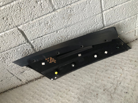 Range Rover D Pillar Trim Cover L322 Near Side Rear Facelift 2009 to 2013