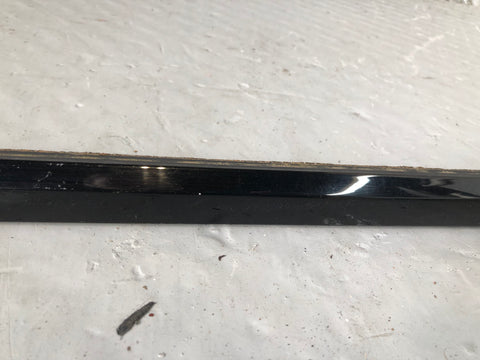Range Rover Sport Window Weather Strip External Near Side Front Black L494